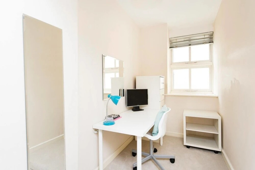 Spacious 2BR Apartment in Shoreditch — отель с удобствами в Лондоне