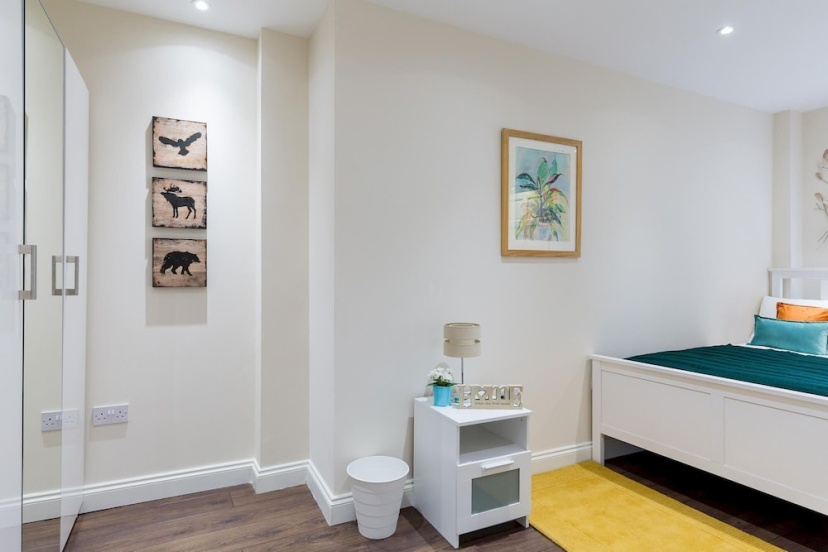 Luxury 2-bed 2-bath Apartment Near Marble Arch — отель с удобным расположением в Лондоне