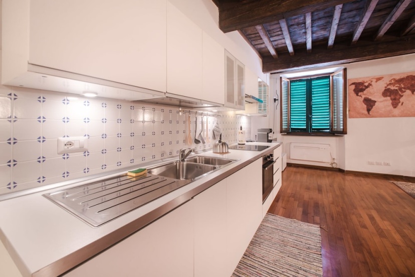 Short Walk to The Duomo Cozy 1BD Apt — отель в Флоренции, Италия