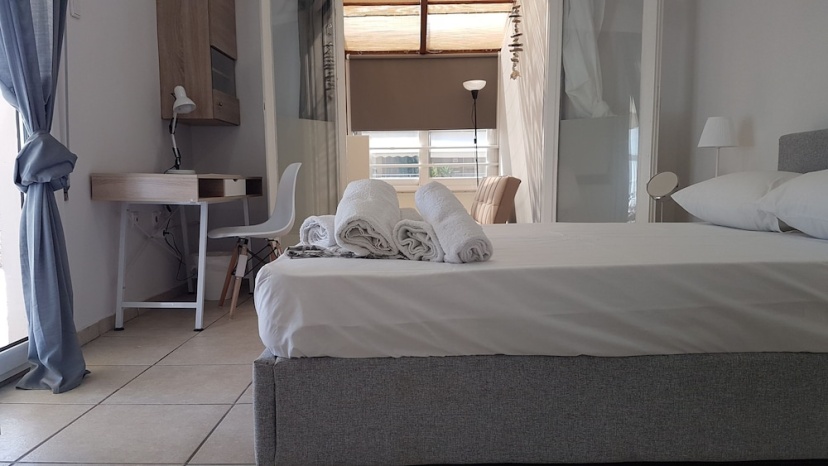 Errathens Sky Apartment — отель с удобным расположением в Афины