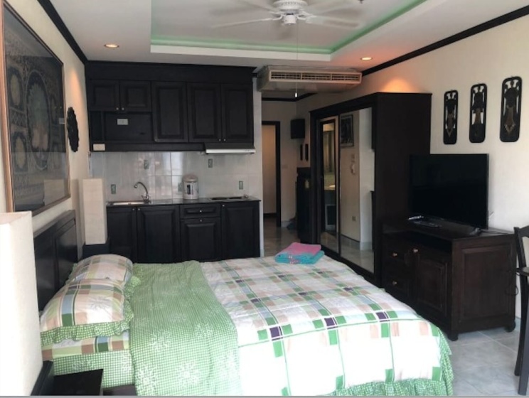 Jomtien Beach Condomijium Bc A3 F15 R35 — отель в Паттайе, Таиланд