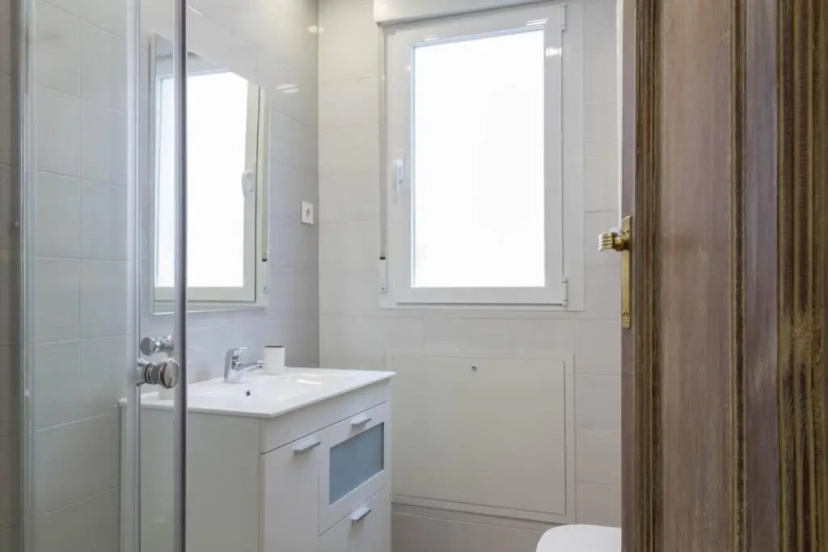 Sensacional Apartamento Junto a Palacio Real by Batuecas — забронировать отель в Мадриде