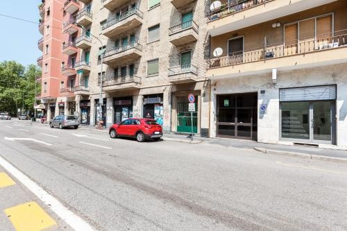 Linate Huge Terrace Apartment — комфортный отель в Милане