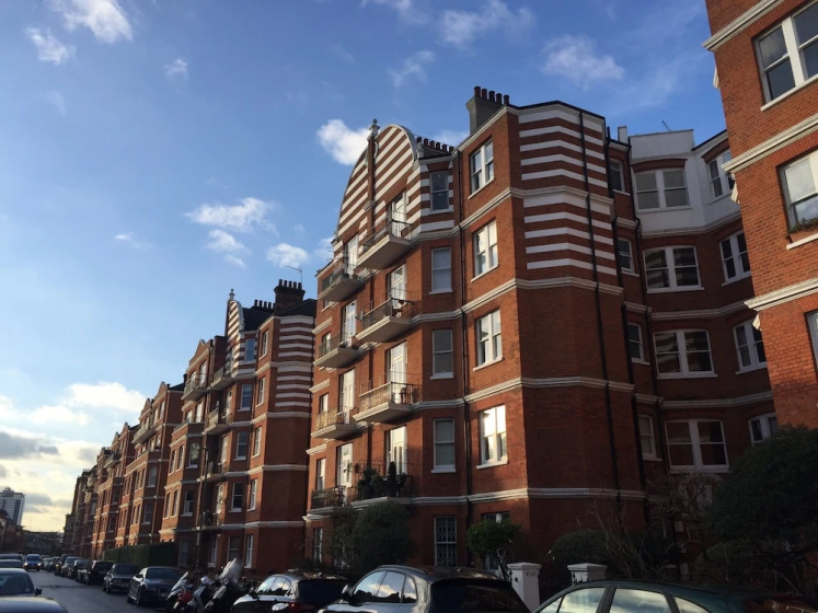 3 Bedroom Apartment by Battersea Park — комфортный отель в Лондоне