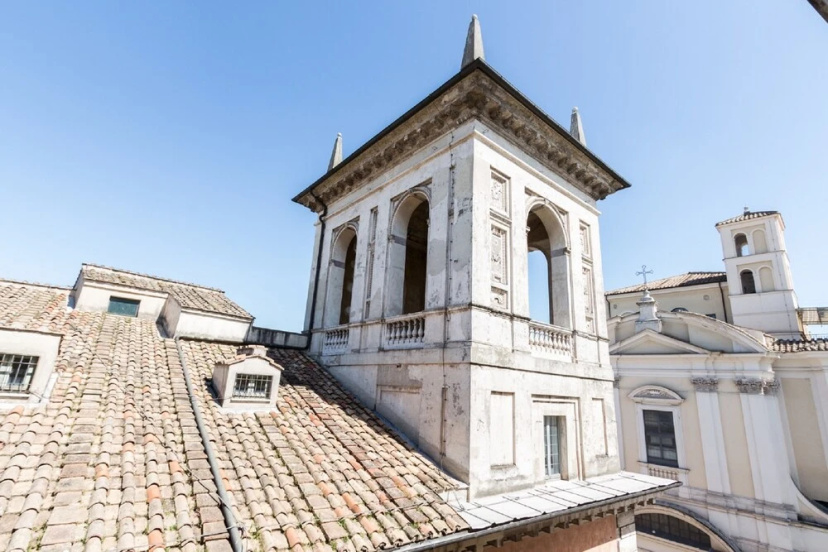 Sunny Apartment Navona Sq — комфортный отель в Риме