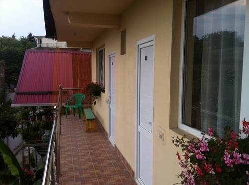 Guest House U Dyadi Pashi — комфортный отель в Сириусе