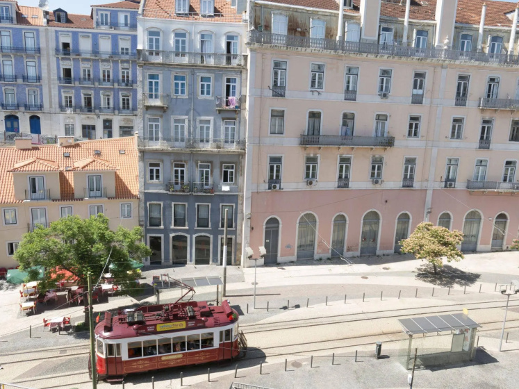 Lisbon Check-In Guesthouse 3 — отель в Лиссабоне, Португалия