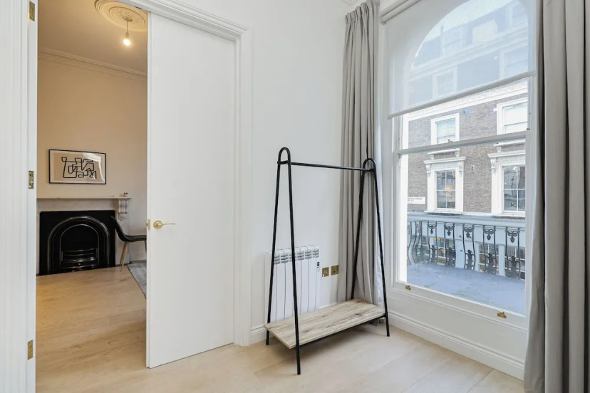 Kensington Gardens Apartments — отель с удобствами в Лондоне