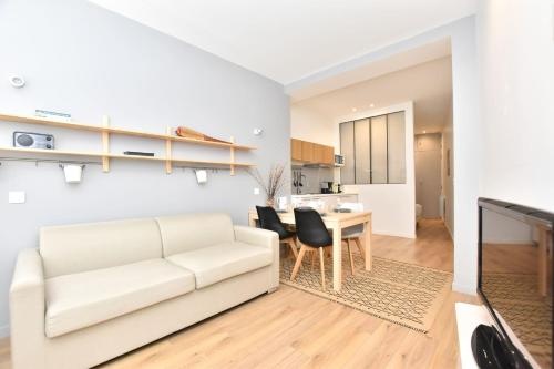 Charming Apartment 4P - Batignolles 2 — отель в Париже, Франция