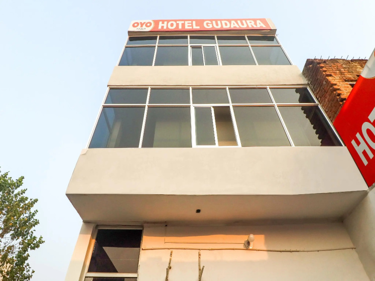OYO 72465 Hotel Gudaura - Hotel in Λάκναου - Photo 1