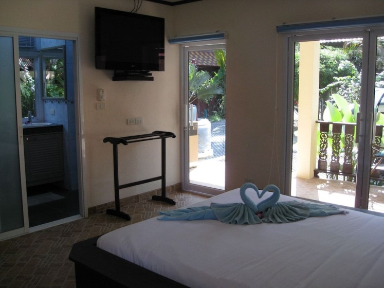 Coconut Laguna Villas — забронировать отель в Кохе