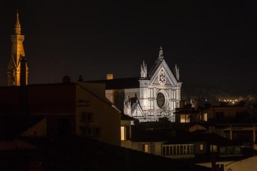 House in the San Pier Maggiore Arch — забронировать отель в Флоренции