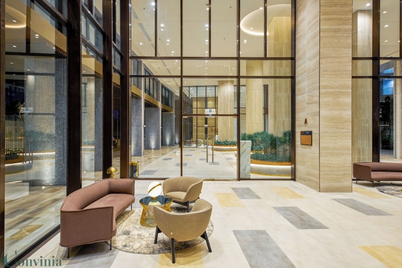 2BR Luxury in District 7 — отель с удобным расположением в Хошимине