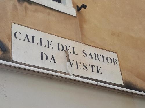 Venice Suite Apartment — отель с удобным расположением в Венеции
