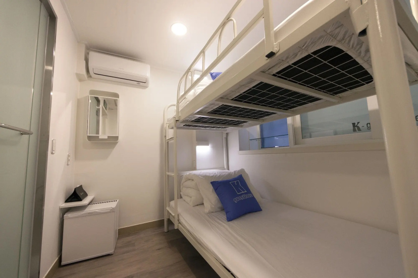 K-Guesthouse Myeongdong 1 2 — отель в Сеул, Южная Корея