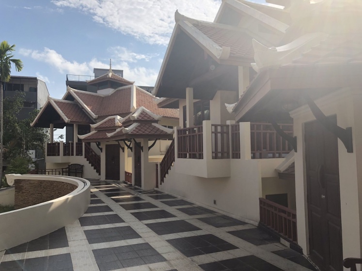 Achawalai Residence Village — отель с удобным расположением в Паттайе