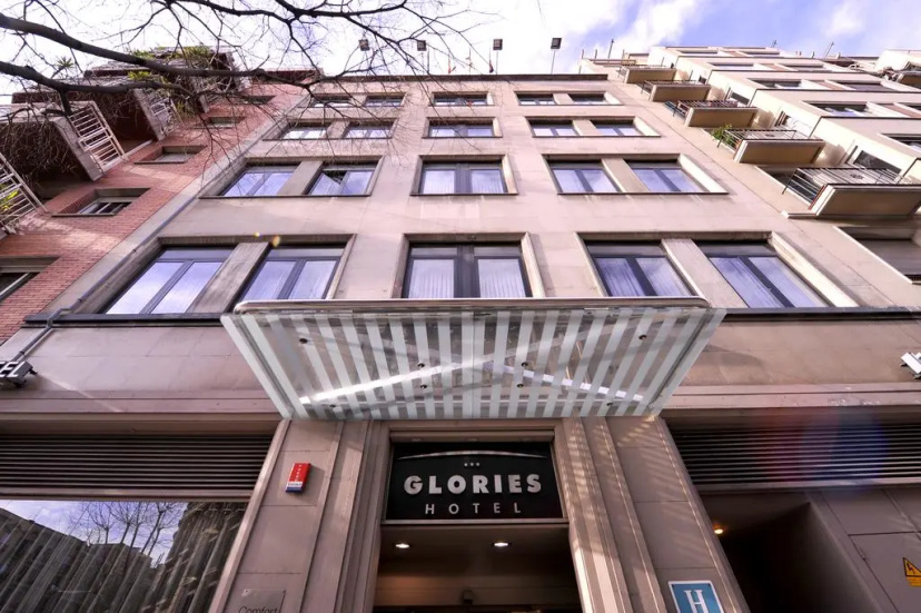 Hotel Glories — отзывы гостей и цены