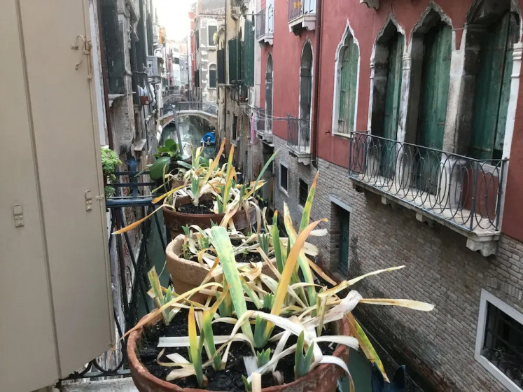 Venice Sun Apartment and rooms — отель в Венеции, Италия