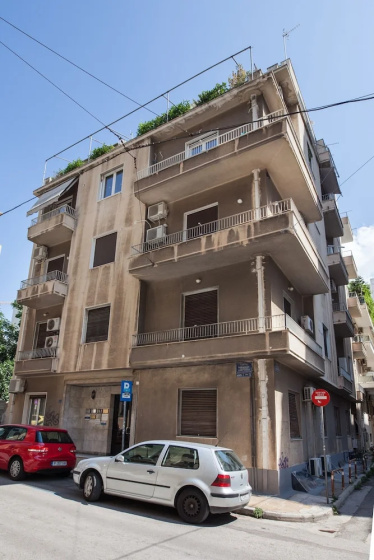 Stylish Brand New Apt at Megaro Mousikis — отзывы гостей и цены