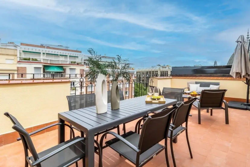 Ziggy - 3 Bedrooms and Terrace and Balcony in Trafalgar — отель с удобным расположением в Мадриде
