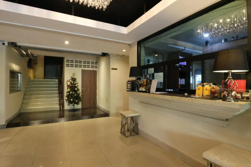 HTel Resort — отель в Бангкоке, Таиланд