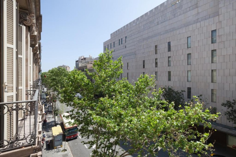 Akira Flats Plaza Catalunya Centric Apartments — забронировать отель в Барселоне