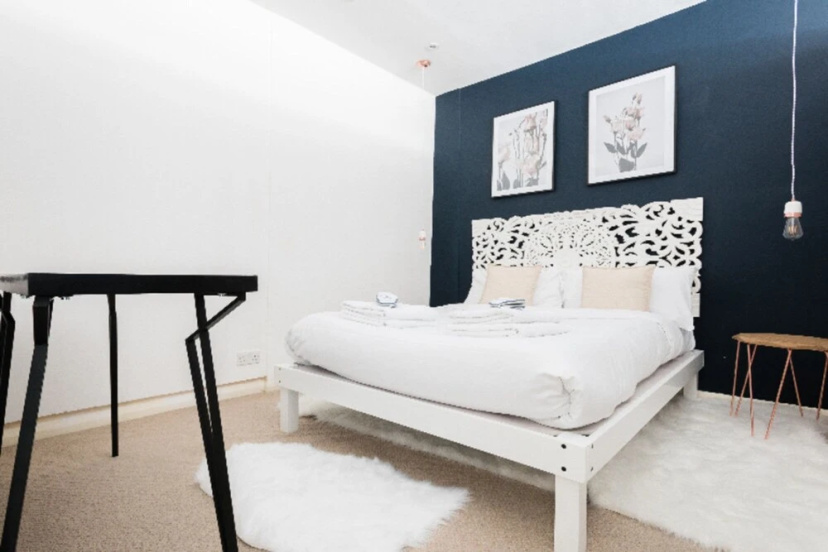 The Paddington Retreat - Elegant 4bdr in 2 Paddington Mews 3 — отель в Лондоне, Соединенное Королевство