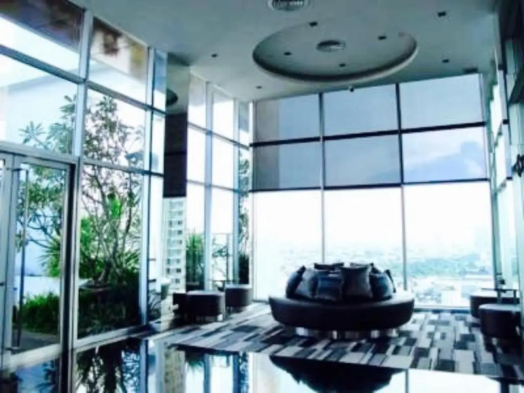 Luxury Apartment near Downtown — забронировать отель в Бангкоке