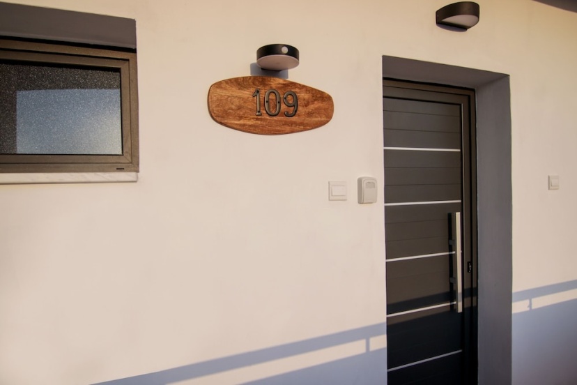 Phaedrus Living: Seaside Luxury Flat Athina 109 — забронировать отель в Пафос