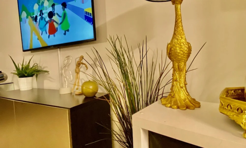 Captivating 1-bed Apartment Greater London 3 — отель в Лондоне, Соединенное Королевство