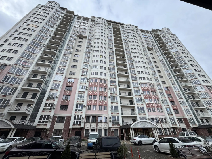 Красивая квартира у Парка Галицкого - ЖК Версаль — отель с удобным расположением в Краснодаре