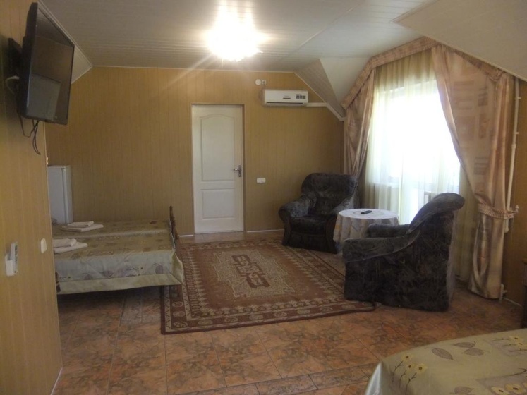 Guest House na Pervomayskoy 3 — отель в Анапе, Россия