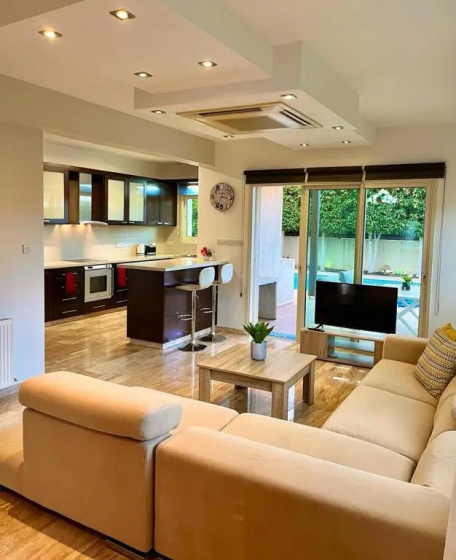 El Soleo Luxury Villa — отель с удобным расположением в Лимассол