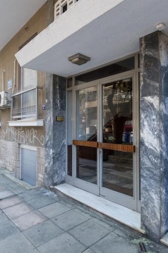 Elegant Luminous 3BD apartment in Kolonaki — отзывы гостей и цены