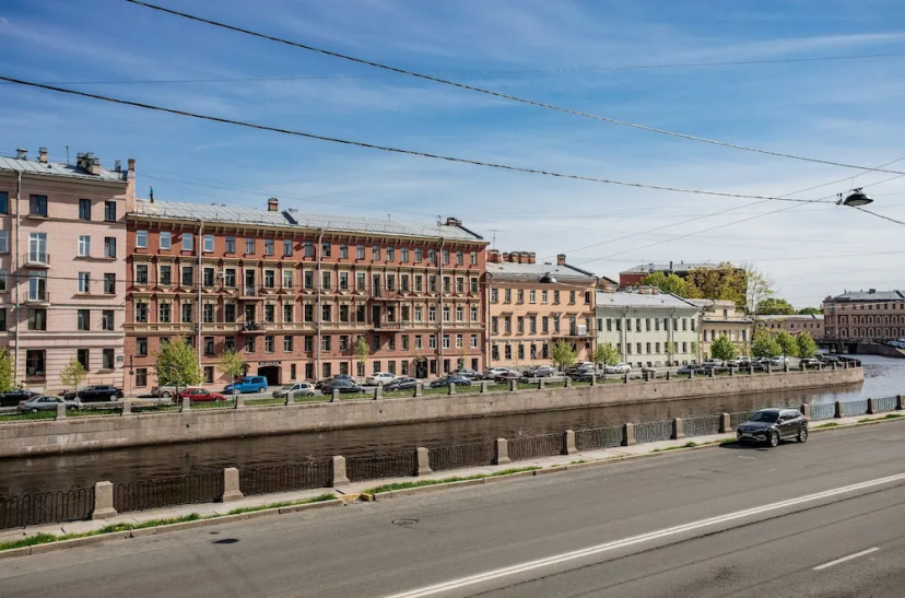 Letyourflat Griboedova — забронировать отель в Санкт-Петербурге
