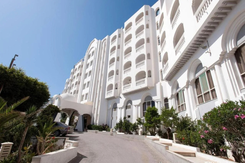 Monastir Center — забронировать отель в Монастир