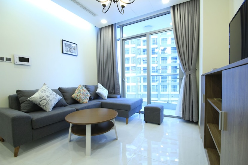 Smiley Apartment - Vinhome — отель с удобным расположением в Хошимине