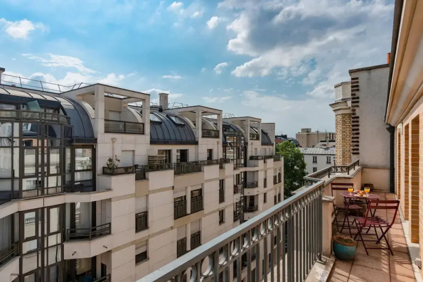 Beaudelaire Center Residence — отзывы гостей и цены