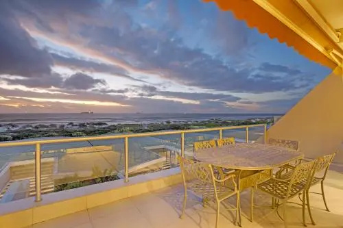Dolphin Beach H106 — отзывы гостей и цены