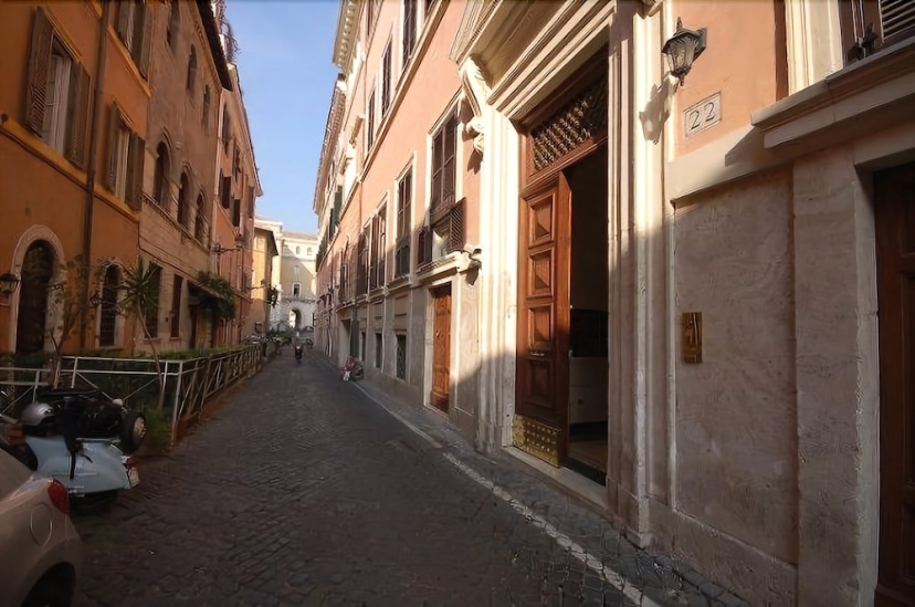 House & The City - Trastevere Apartments — отель с удобным расположением в Риме