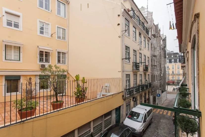 Ginjinha Guest House — отель с удобным расположением в Лиссабоне
