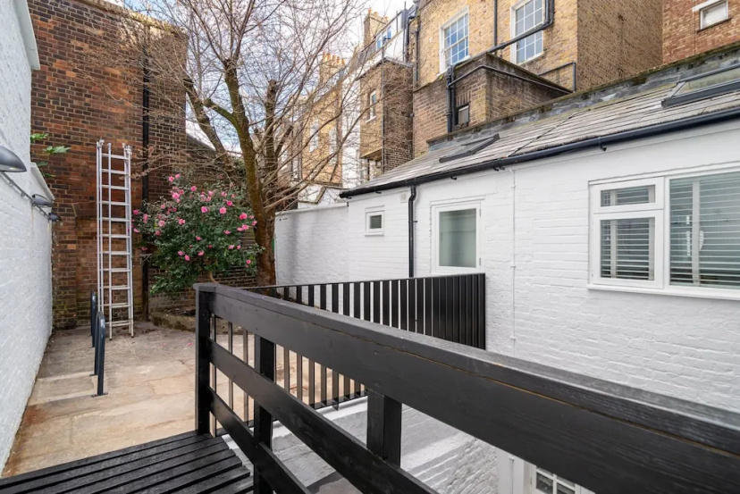 37 Doughty Street 4 — отель в Лондоне, Соединенное Королевство