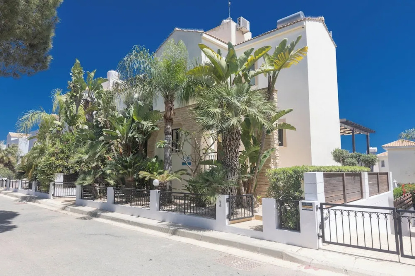 Protaras Holiday Villa My5 — комфортный отель в Протарас