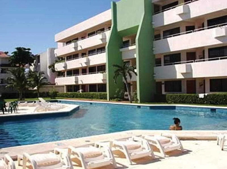 Ocean Club Hotel - Hotel in Cancún - Photo 1