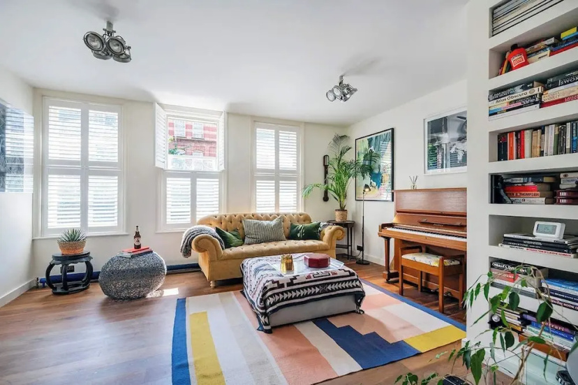 The Writers Light- 2 bed Shoreditch 2 — отель в Лондоне, Соединенное Королевство
