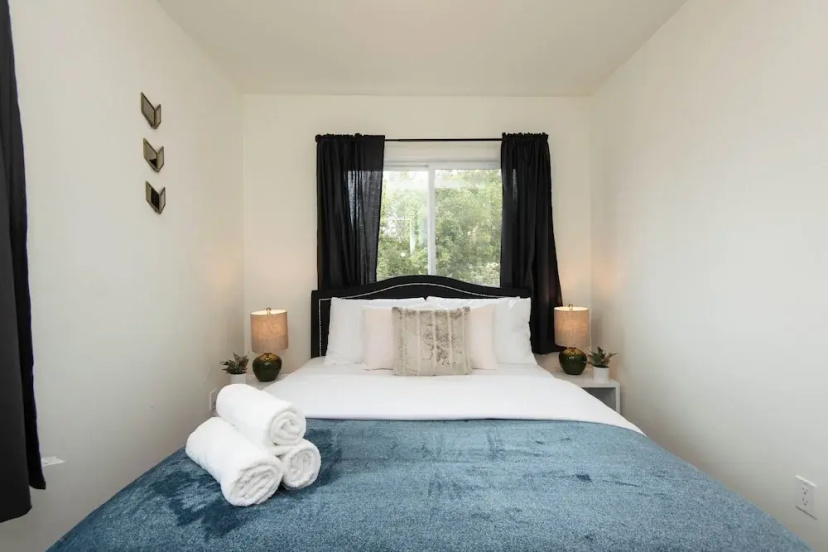 Цены на Cozy Apartment in Atwater Village в Лос-Анджелесе