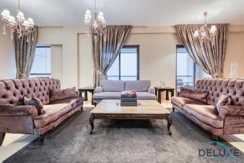 Exquisite 1BR in Sadaf, Jumeirah Beach Residence by Deluxe Holiday Homes — комфортный отель в Дубае