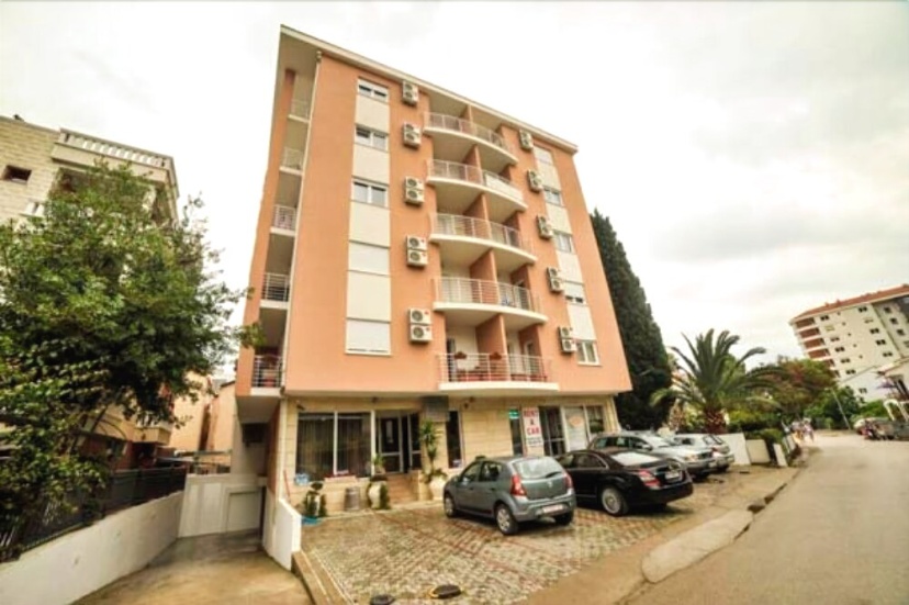 Mistery Center Apartments — комфортный отель в Будва