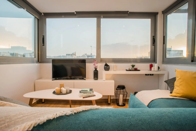 Цены на Kyveli Luxury Suites Apartments в Афины