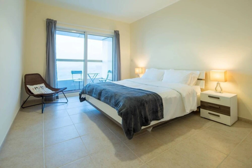 Light & Contemporary 1BR in Marina - Sea Views! - Apartment in ดูไบ - Photo 1